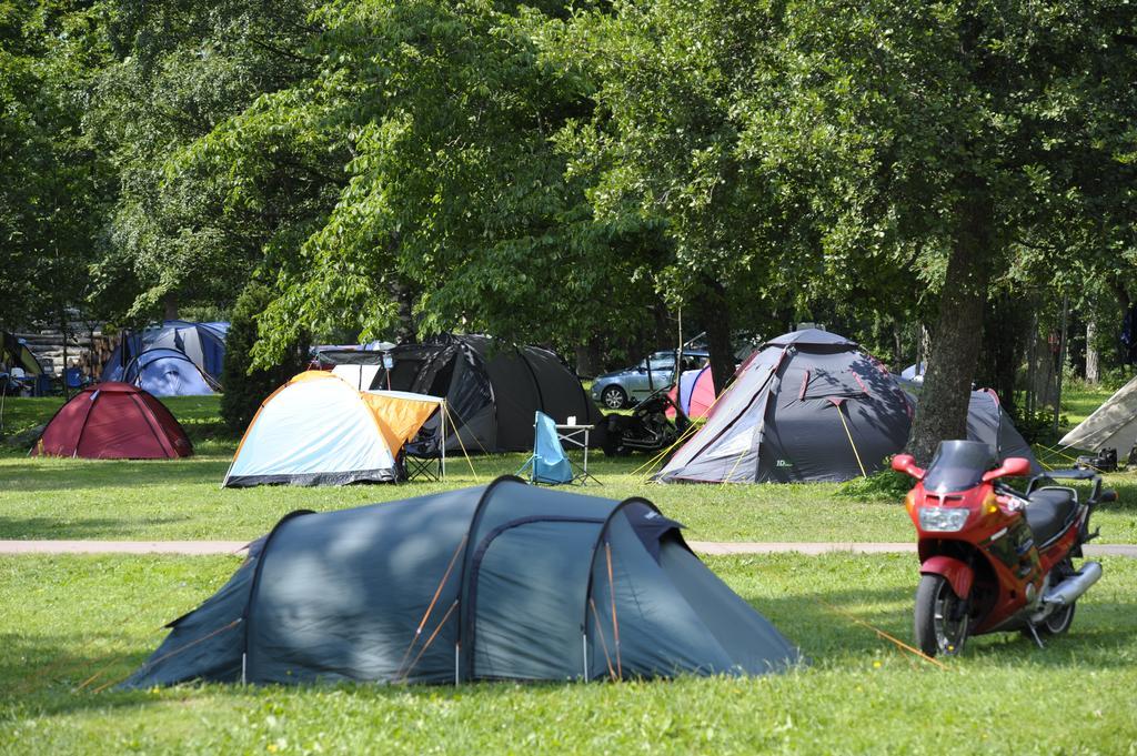 Groena Uddens Camping Мариехамн Экстерьер фото
